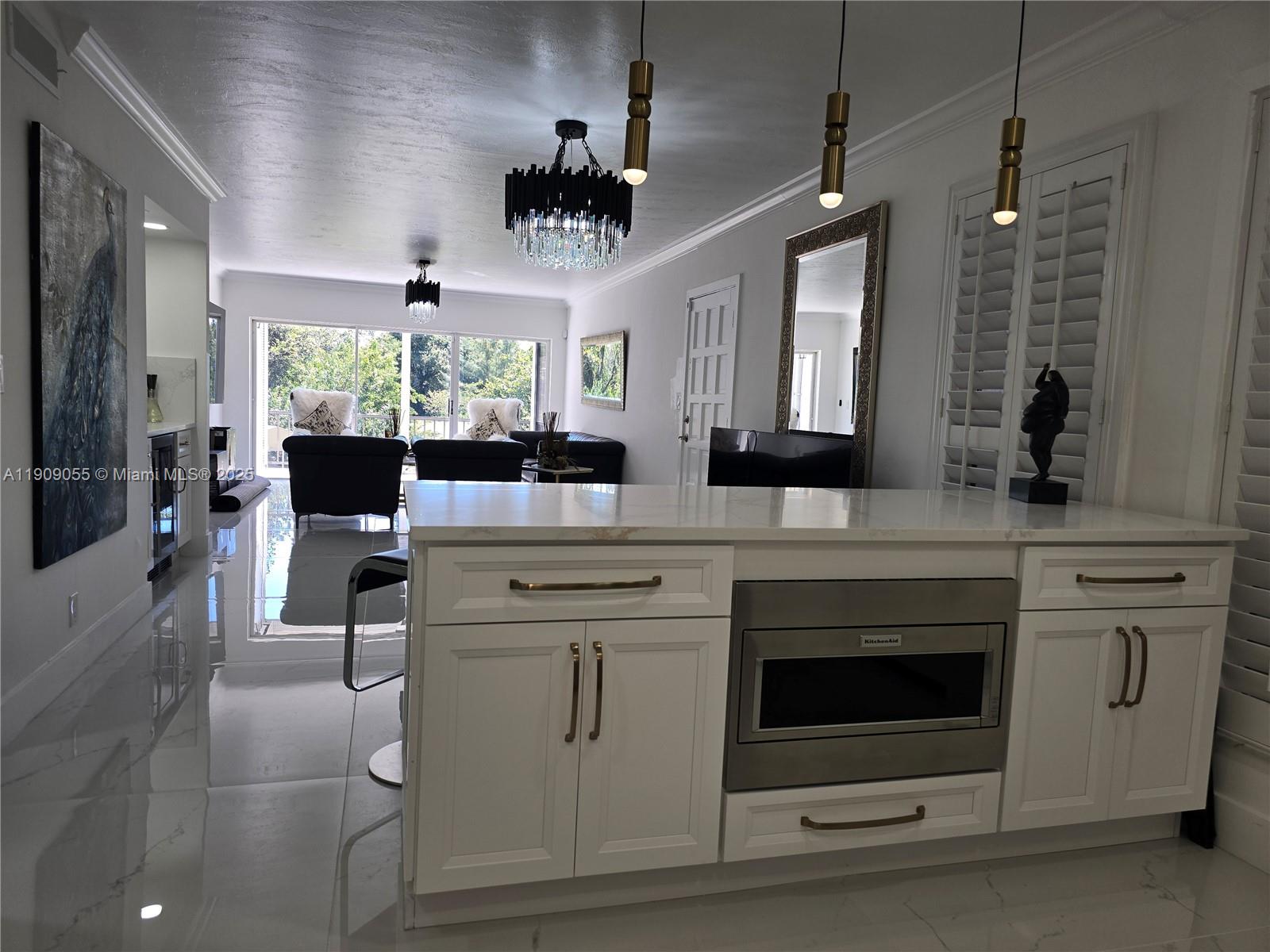 FALLS OF INVERRARY - Residential Lease