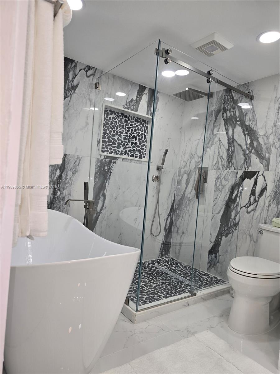 FALLS OF INVERRARY - Residential Lease