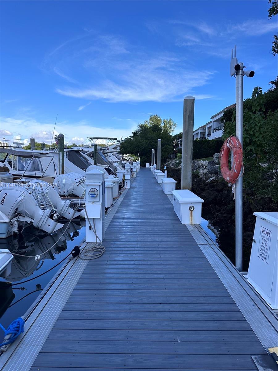 3575 Mystic Pointe Dr