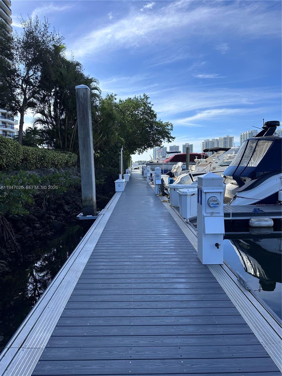 3575 Mystic Pointe Dr