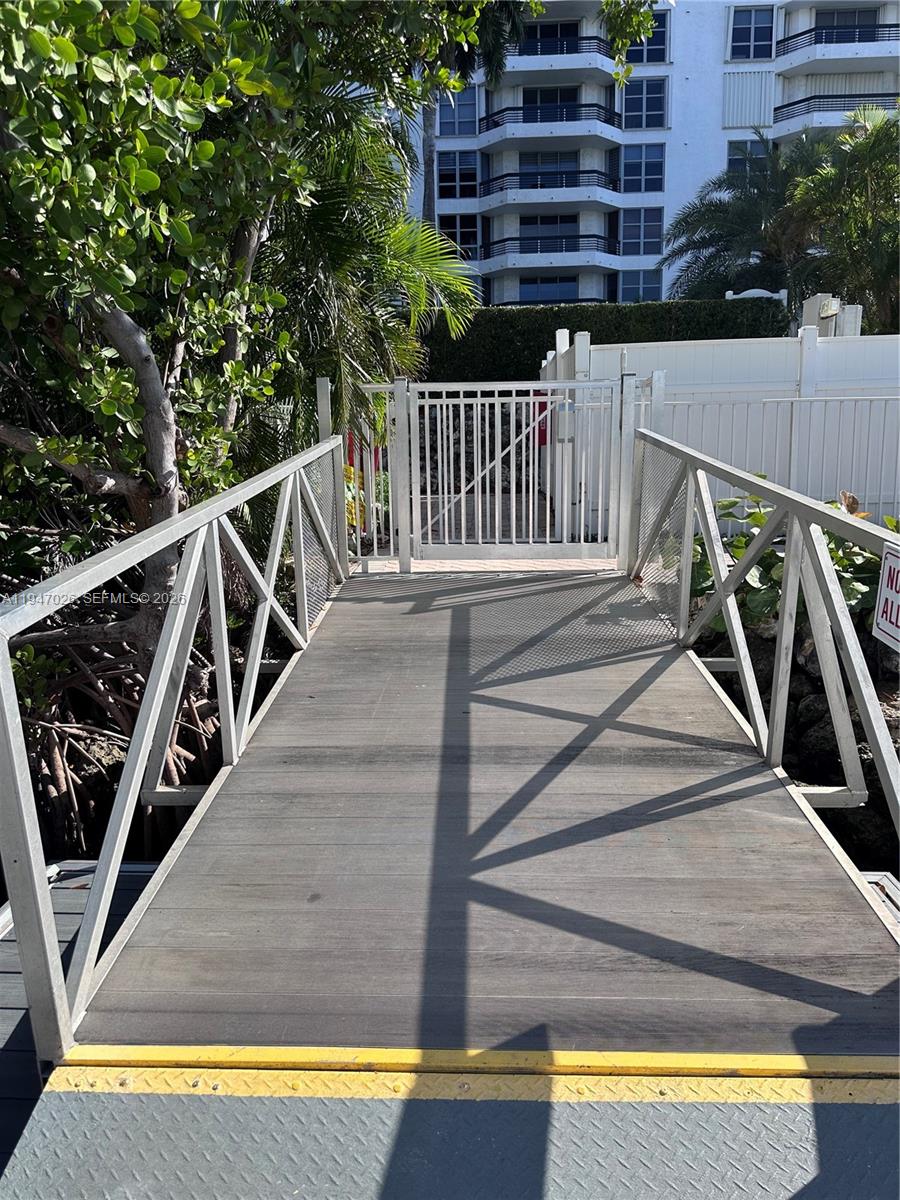 3575 Mystic Pointe Dr