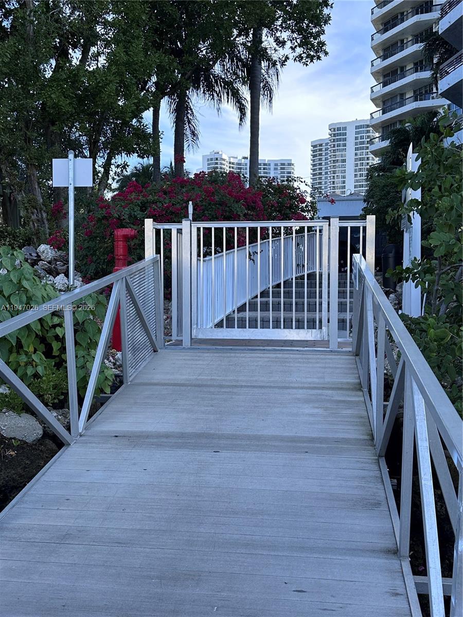 3575 Mystic Pointe Dr