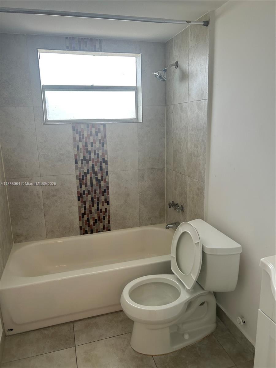 DIXIE GARDENS CONDO - Residential Lease