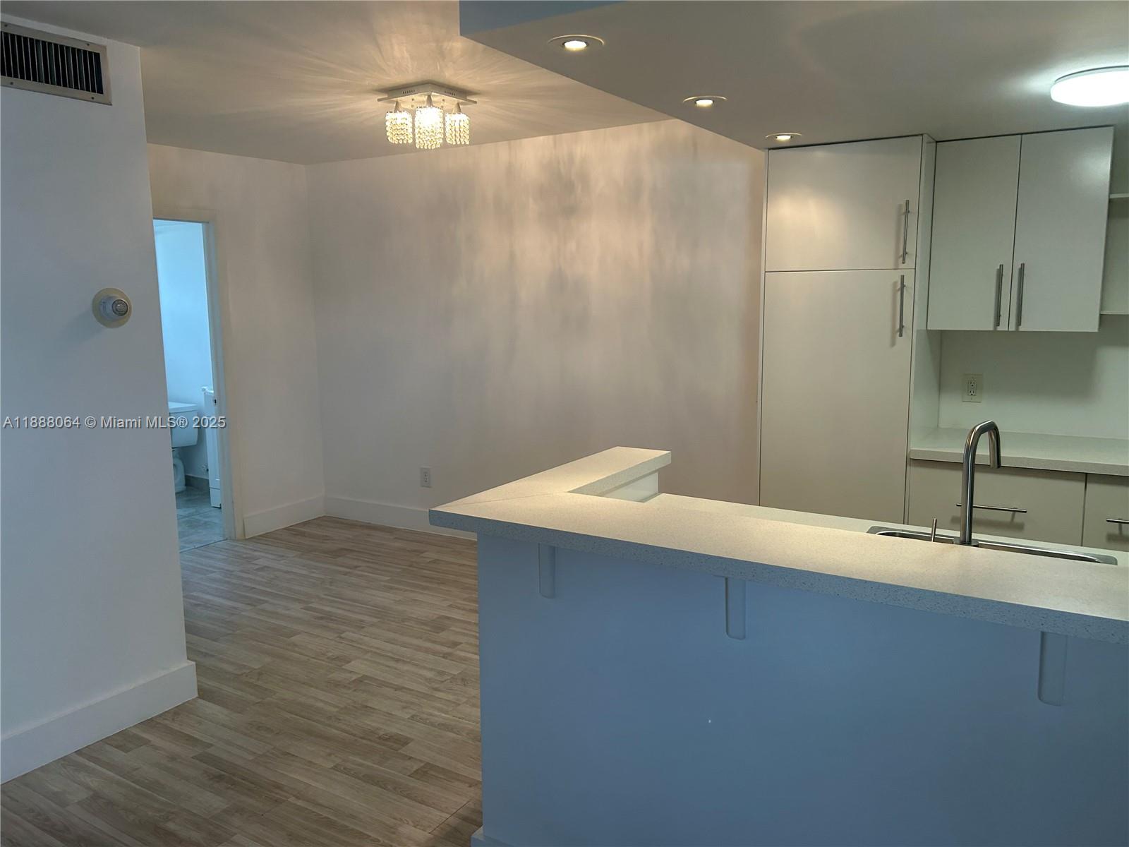 DIXIE GARDENS CONDO - Residential Lease
