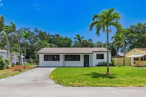 4940 SW 28th Ave Dania Beach FL 33312
