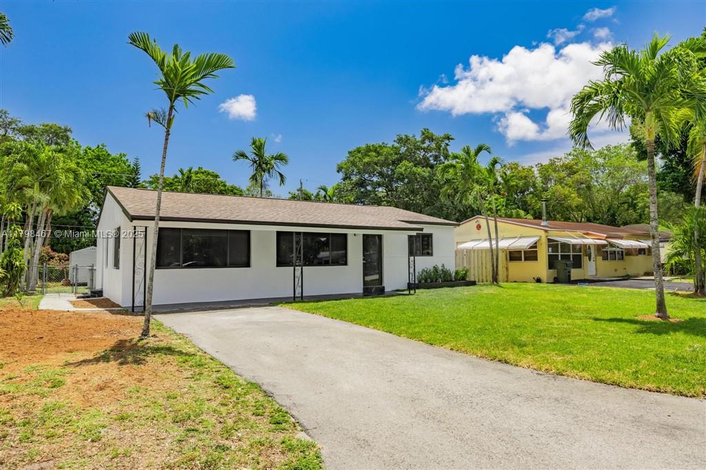 4940 SW 28th Ave