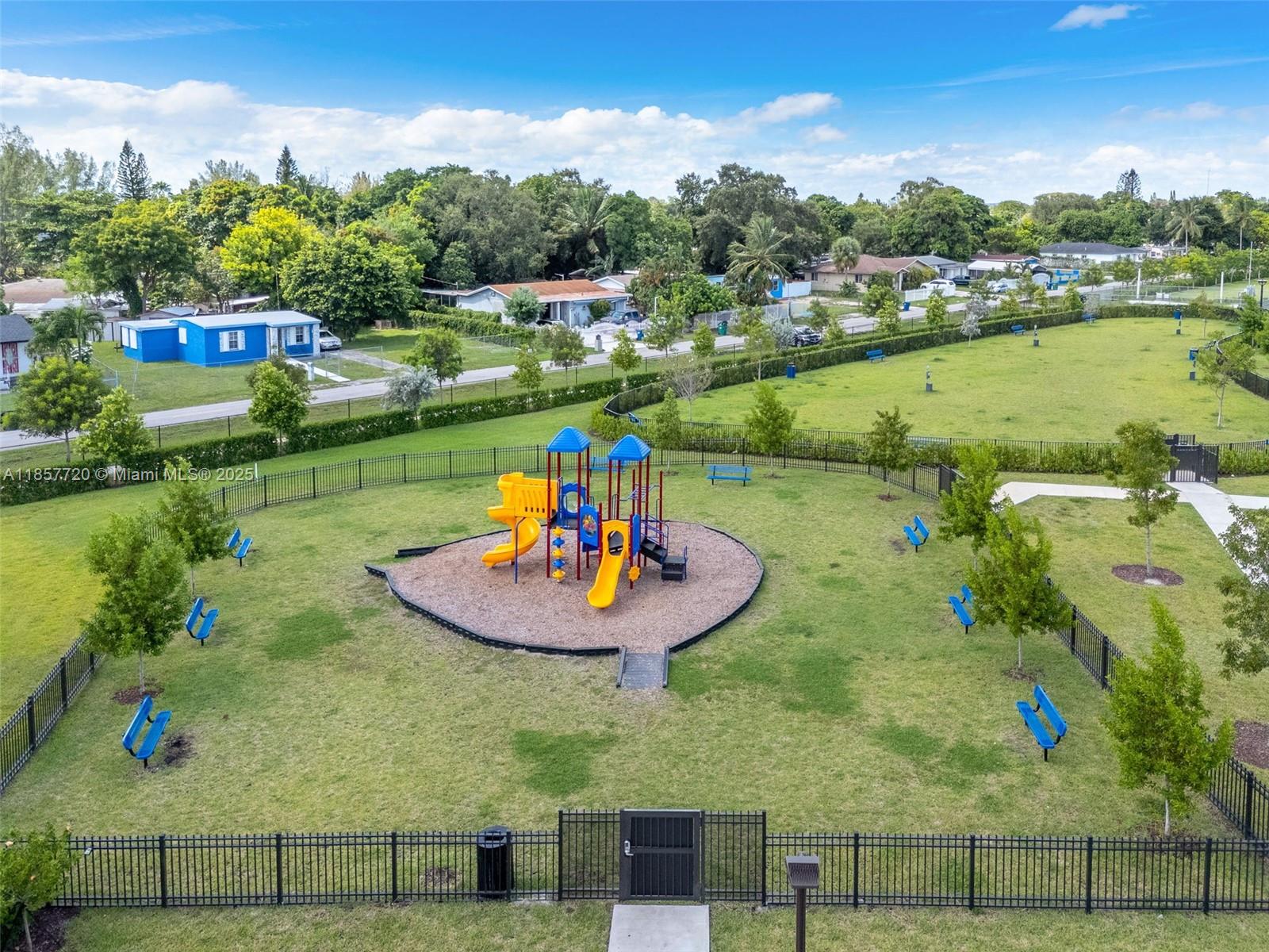 GOLF PARK SEC 1 - Residential