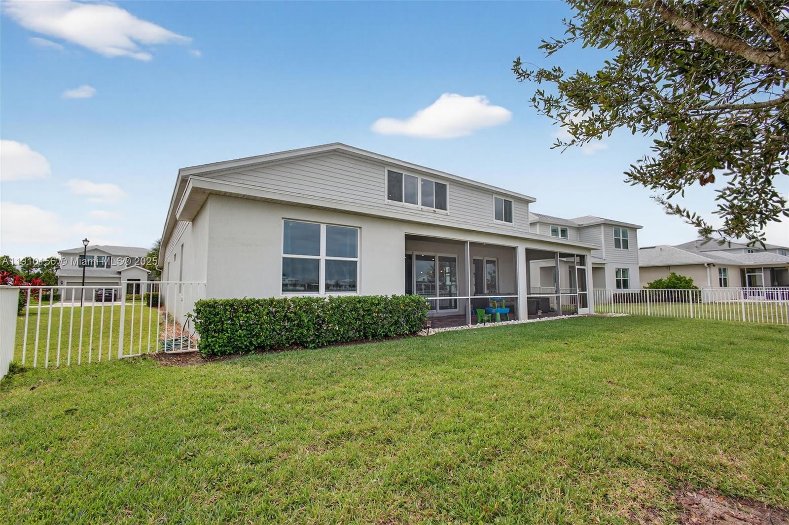 PULTE AT TRADITION PHASE - Residential