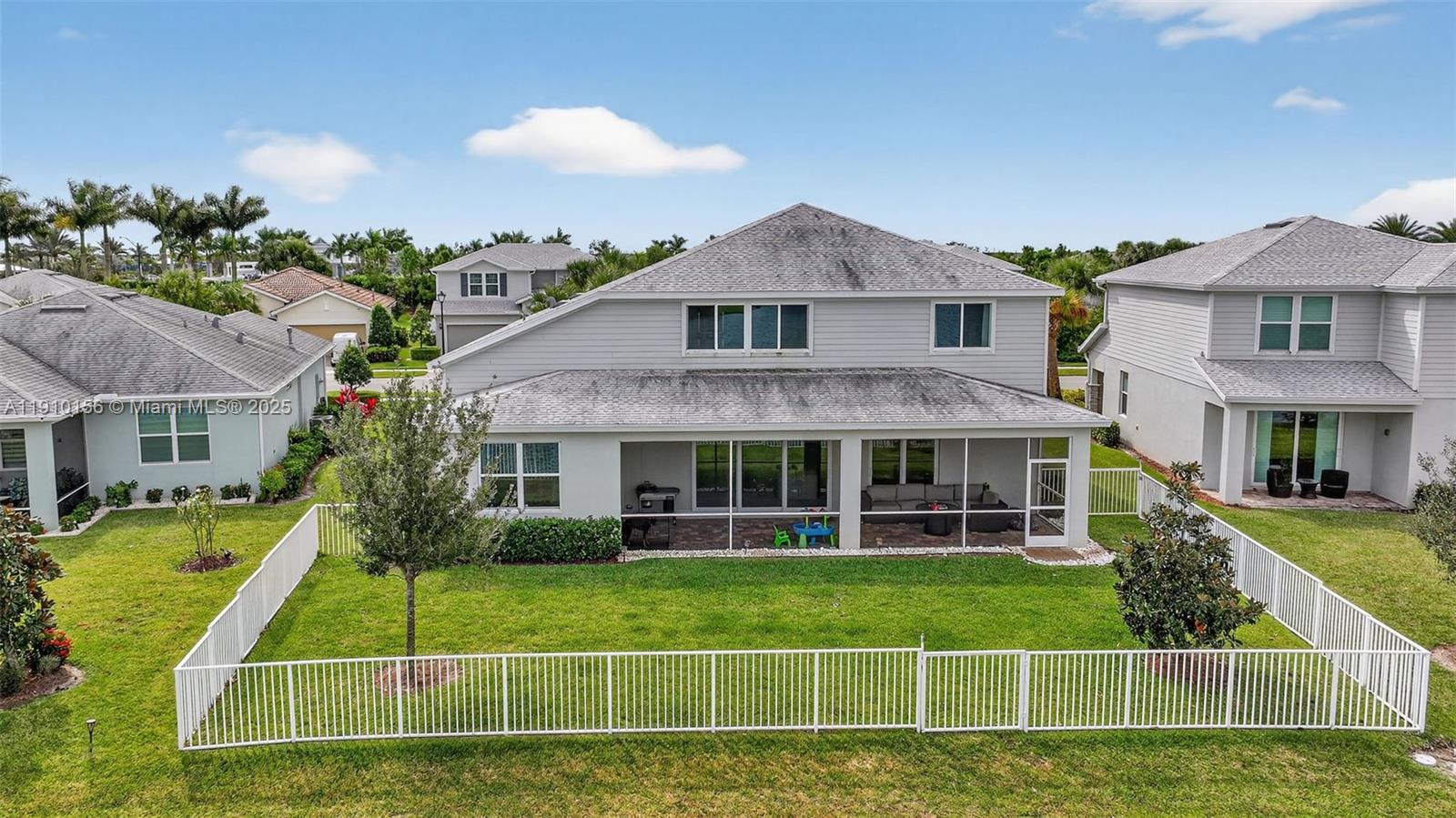 PULTE AT TRADITION PHASE - Residential