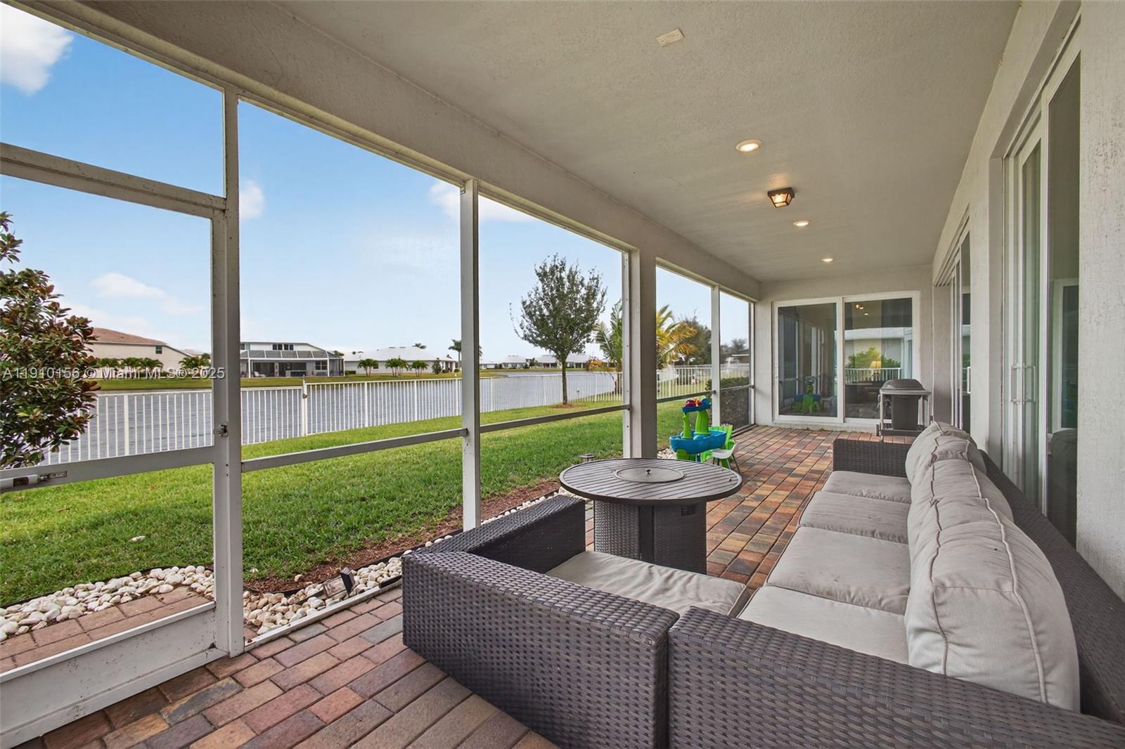 PULTE AT TRADITION PHASE - Residential