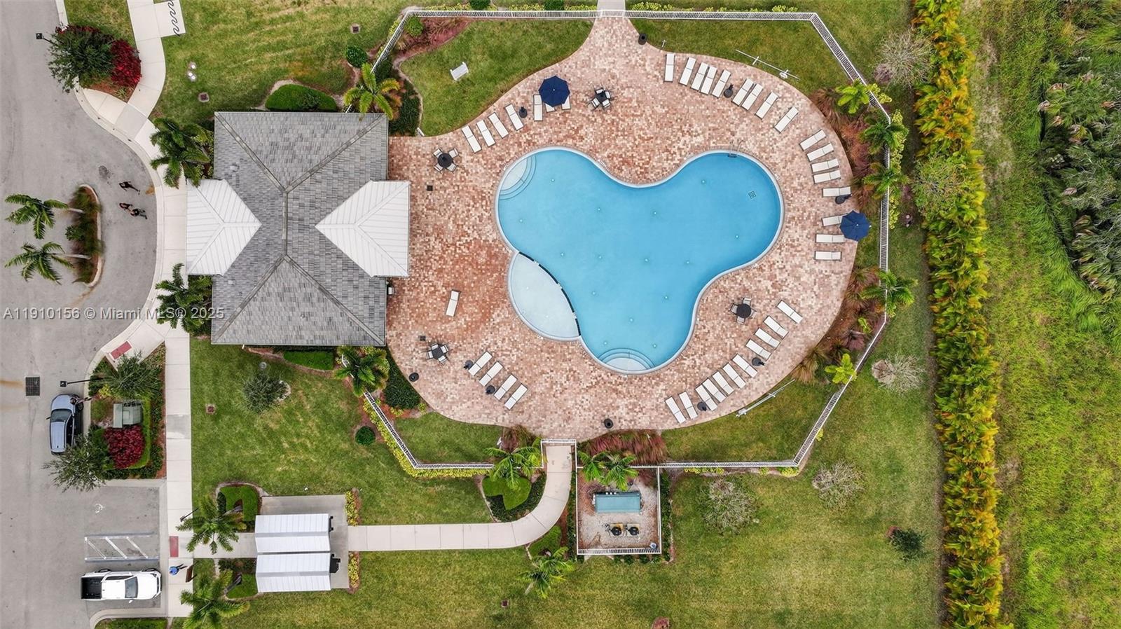 PULTE AT TRADITION PHASE - Residential