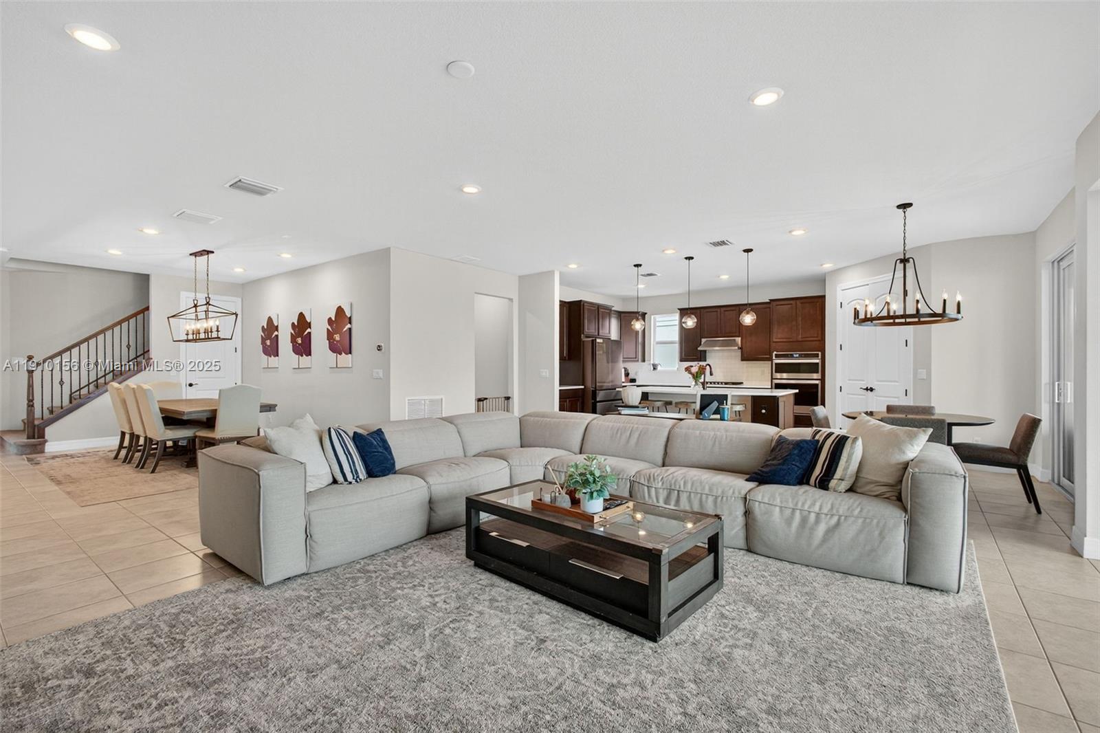 PULTE AT TRADITION PHASE - Residential