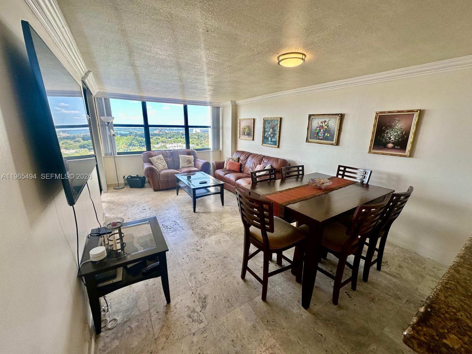 2555 Collins Ave 2006