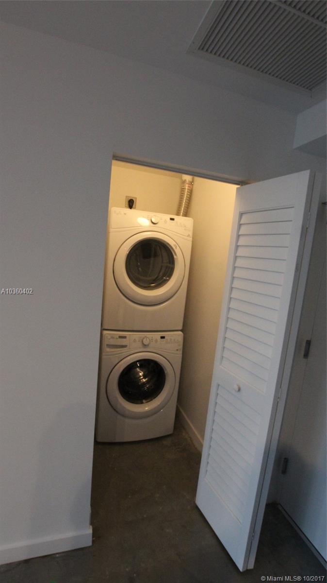 CENTRO CONDO - Residential Lease