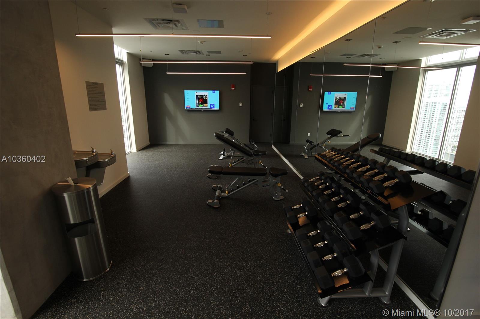 CENTRO CONDO - Residential Lease