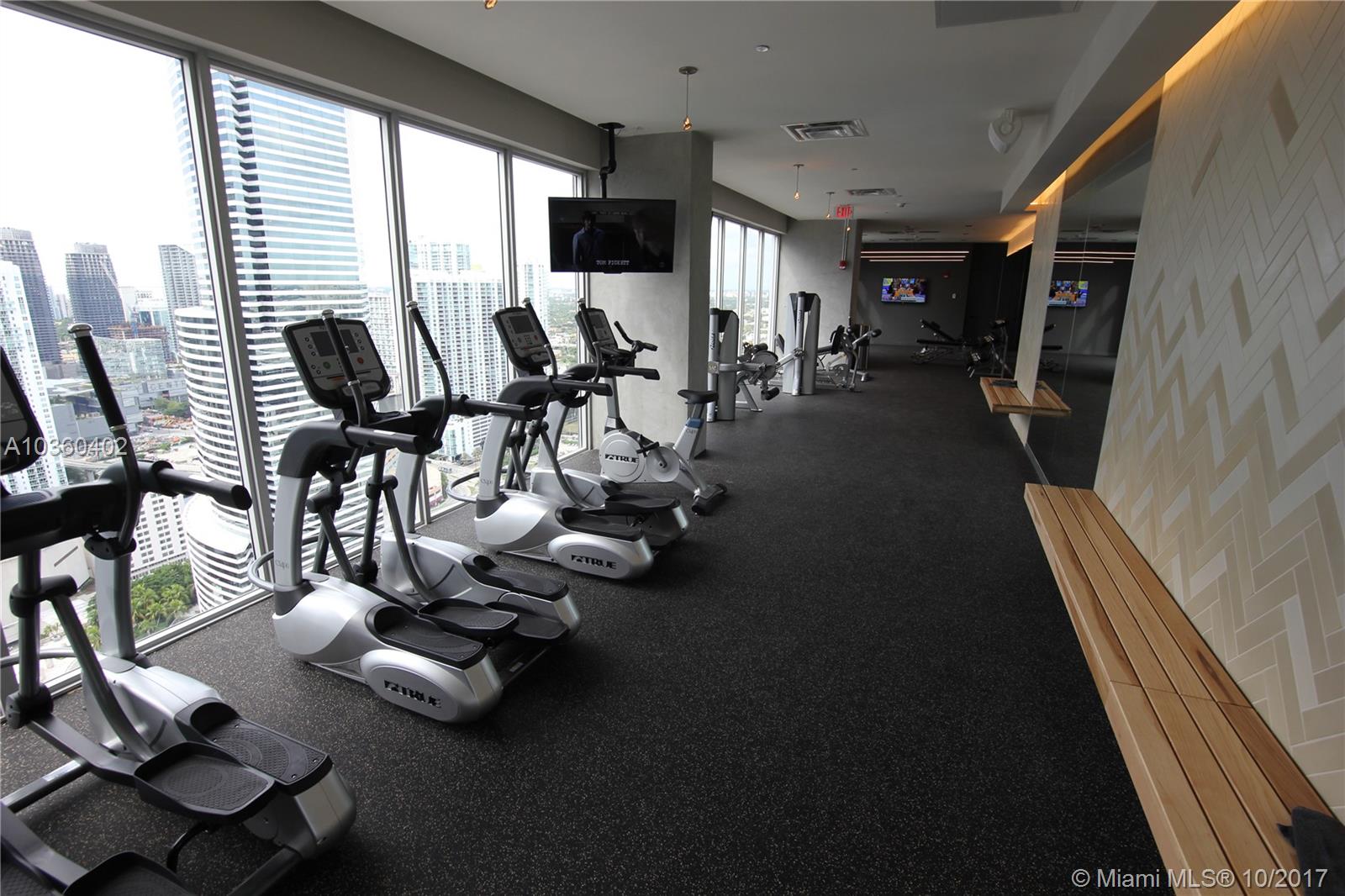 CENTRO CONDO - Residential Lease