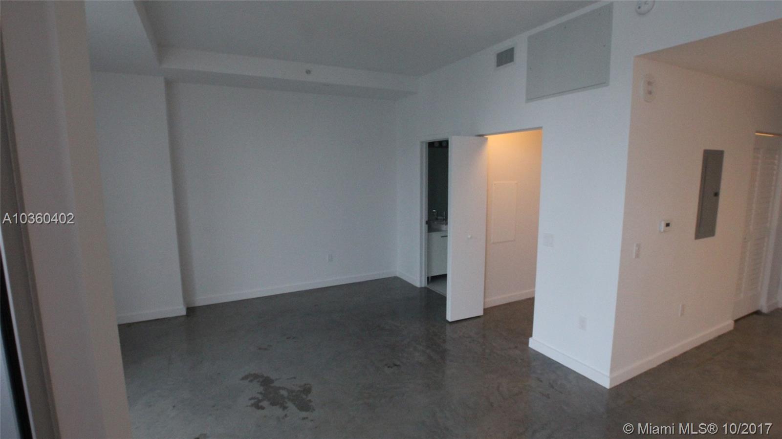 CENTRO CONDO - Residential Lease