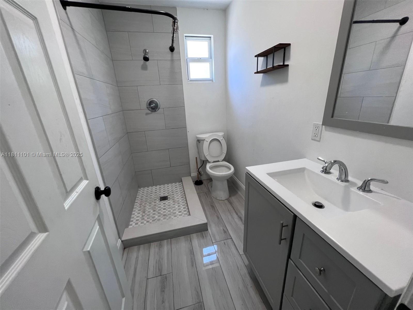 LAKE WORTH TOWN OF ADD 1 - Residential Lease
