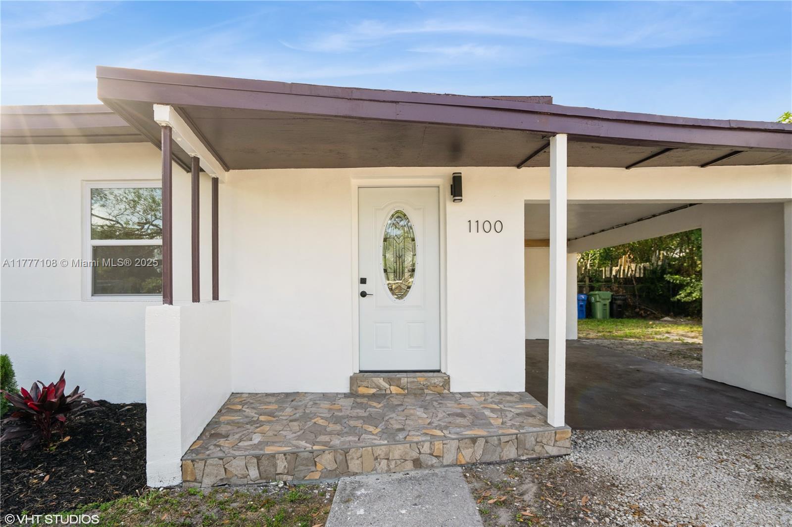Property for Sale at 1100 Nw 12th St, Fort Lauderdale, Broward County, Florida - Bedrooms: 2 
Bathrooms: 1  - $375,000