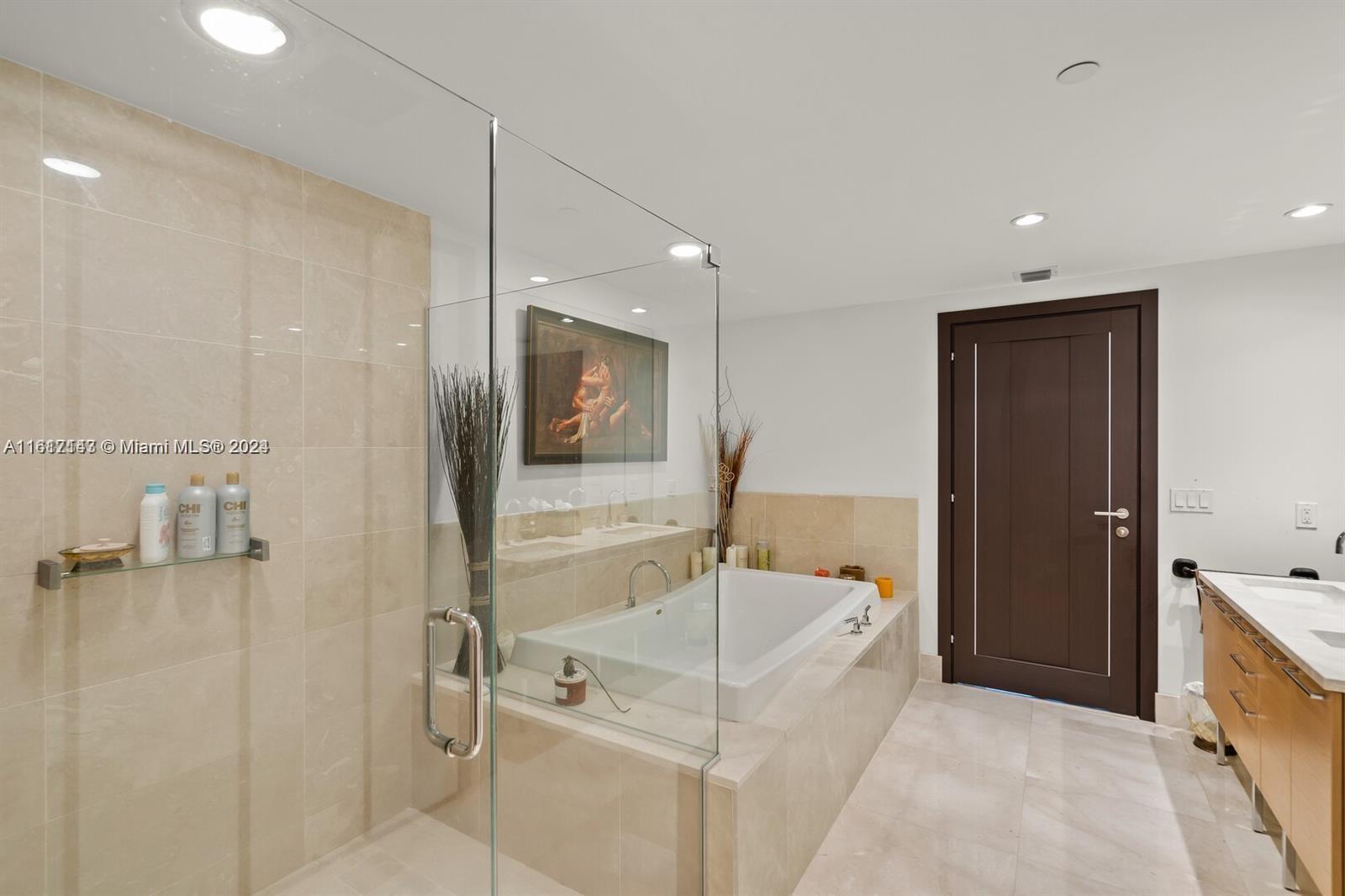 JADE BEACH CONDO - Residential