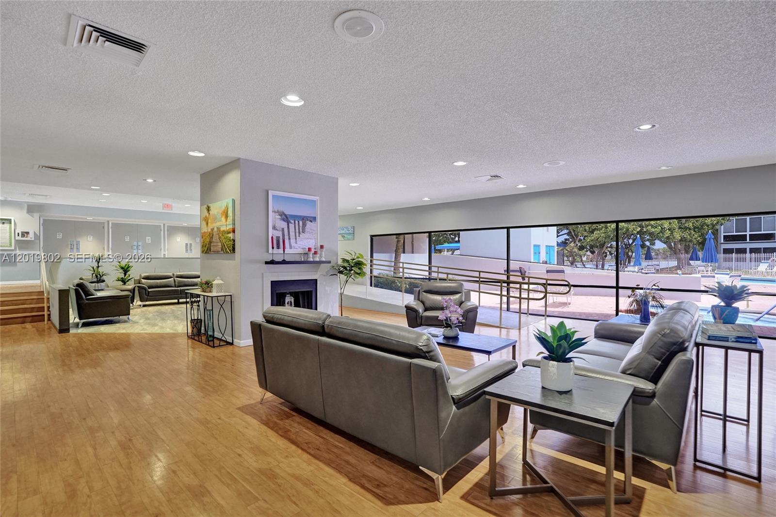 LIME BAY CONDOMINIUM 2 - Residential