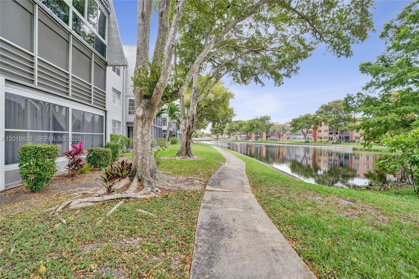LIME BAY CONDOMINIUM 2 - Residential