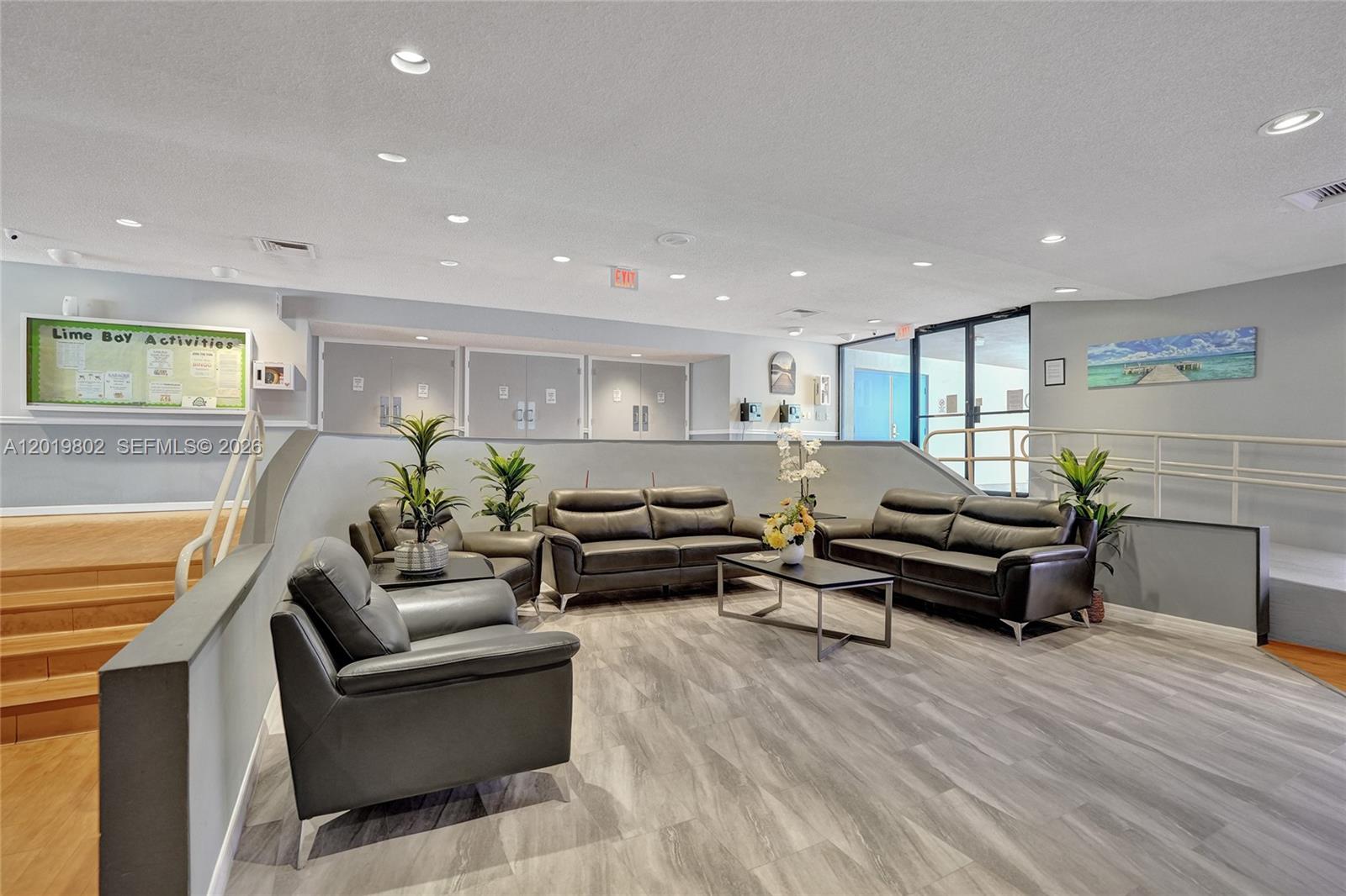 LIME BAY CONDOMINIUM 2 - Residential