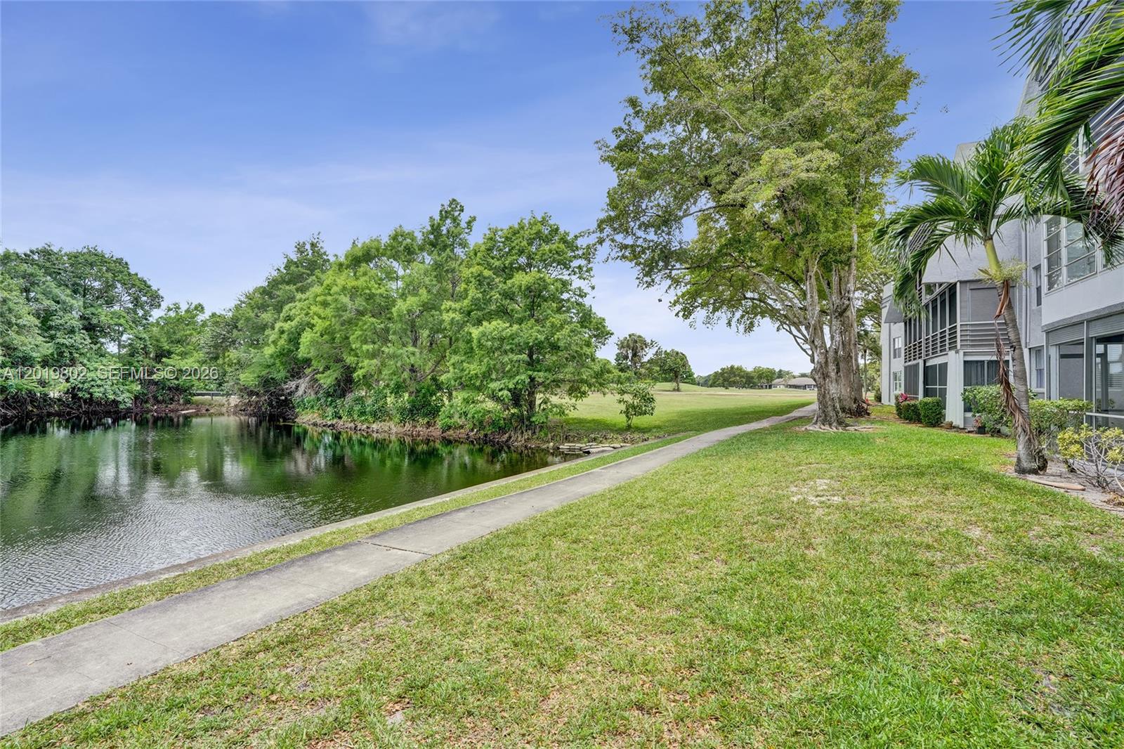 LIME BAY CONDOMINIUM 2 - Residential