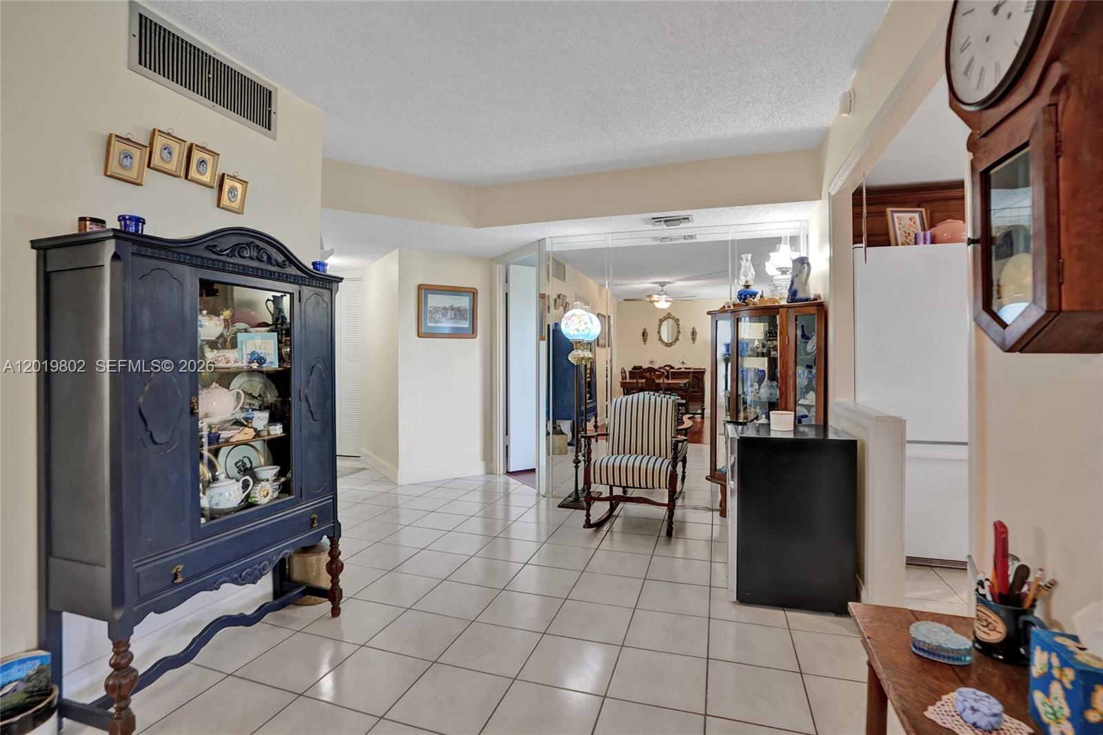 LIME BAY CONDOMINIUM 2 - Residential