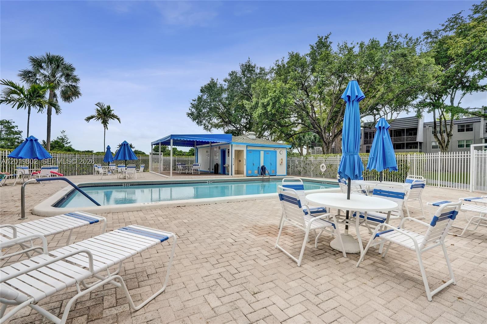 LIME BAY CONDOMINIUM 2 - Residential