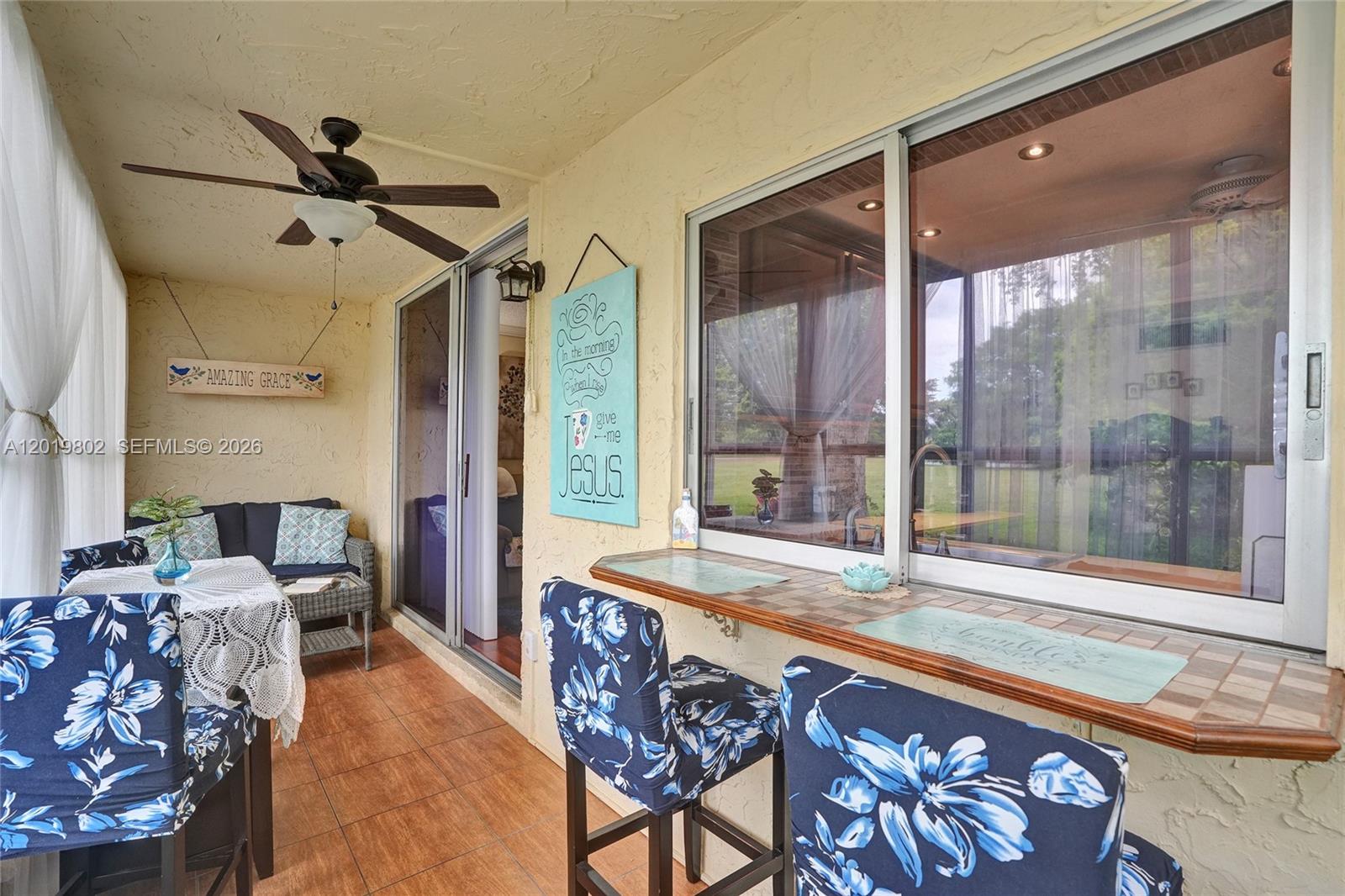 LIME BAY CONDOMINIUM 2 - Residential