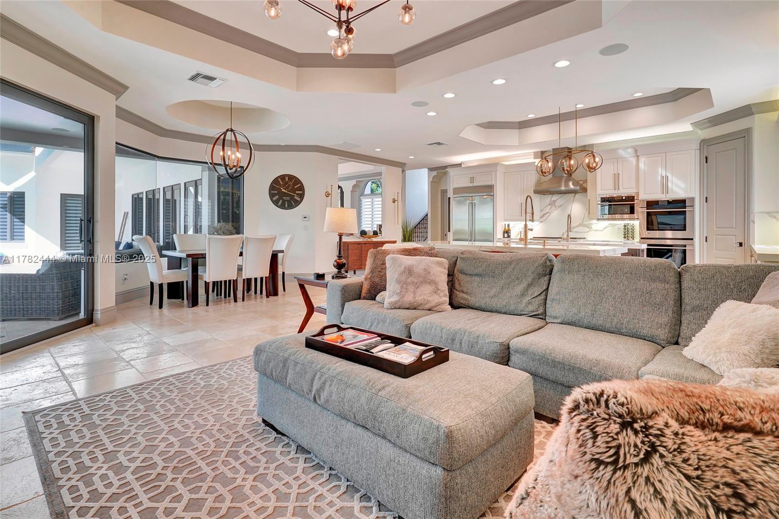 THE MOORINGS - Residential