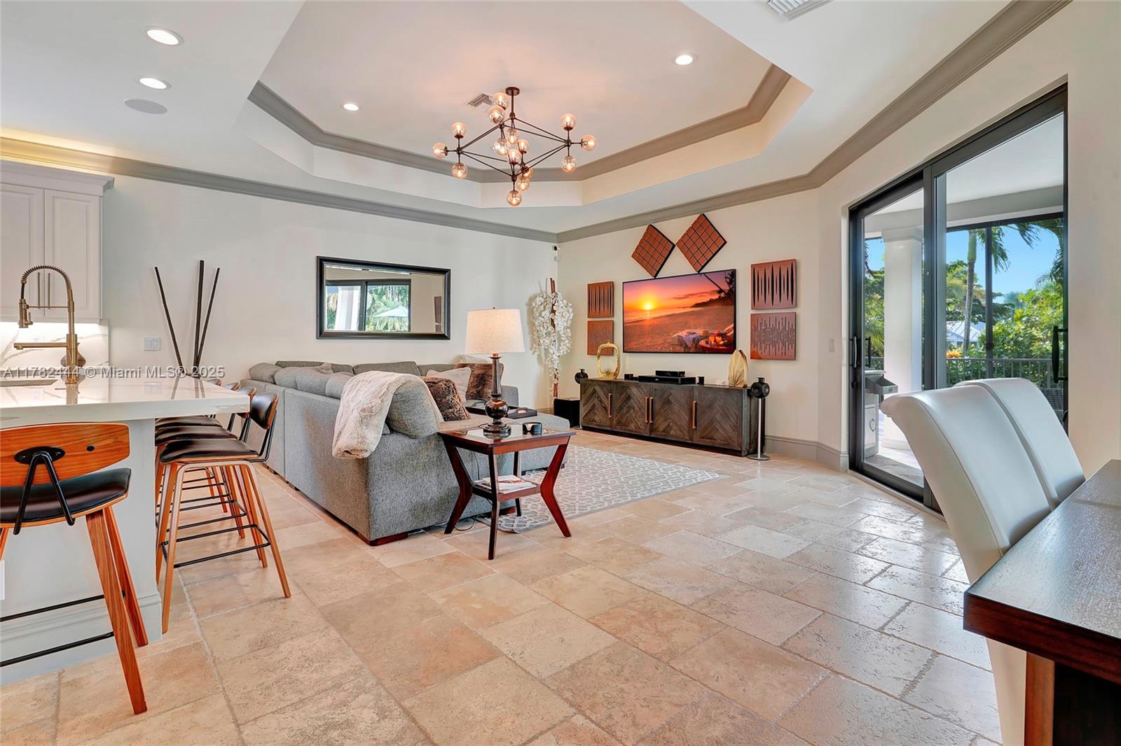 THE MOORINGS - Residential