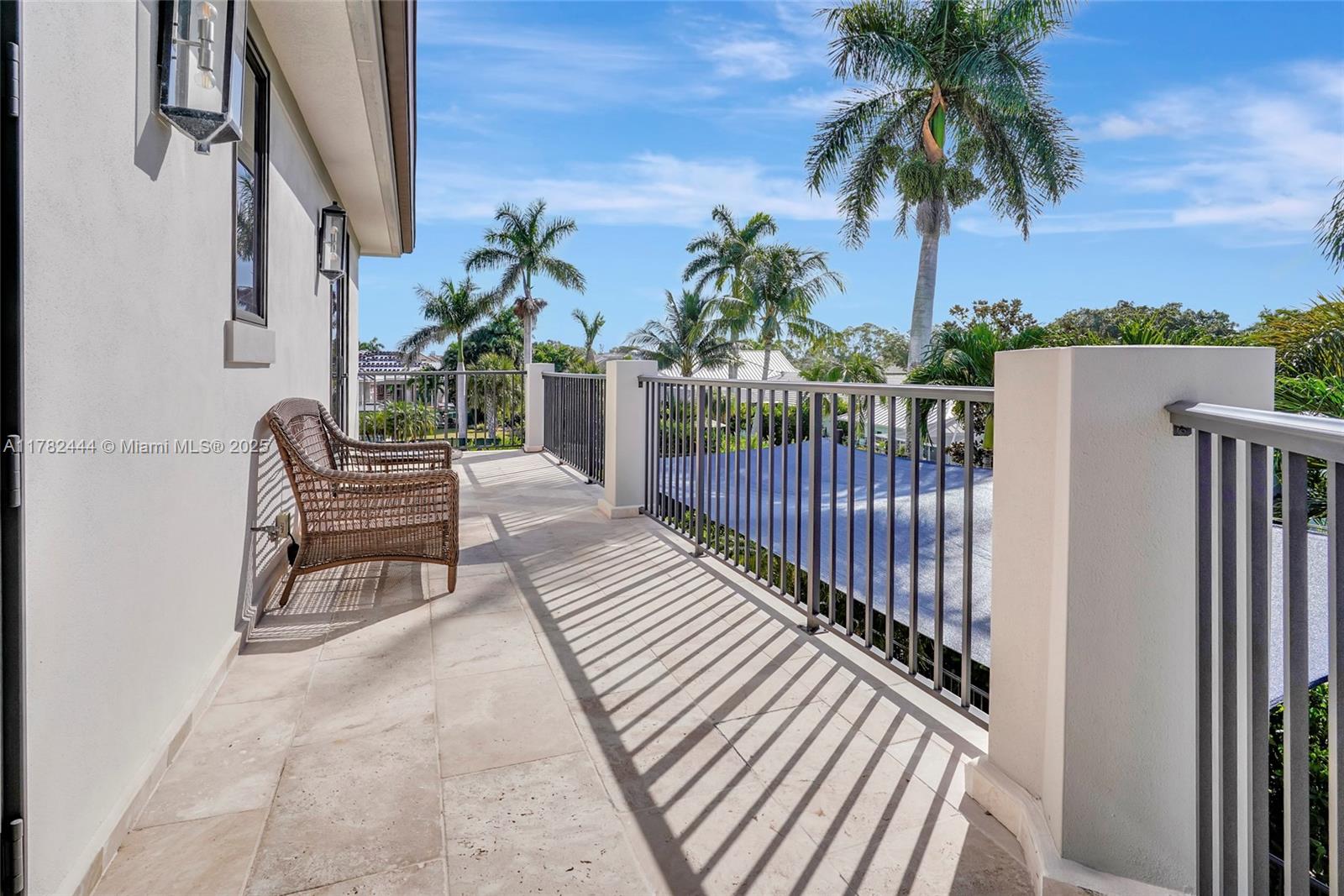 THE MOORINGS - Residential