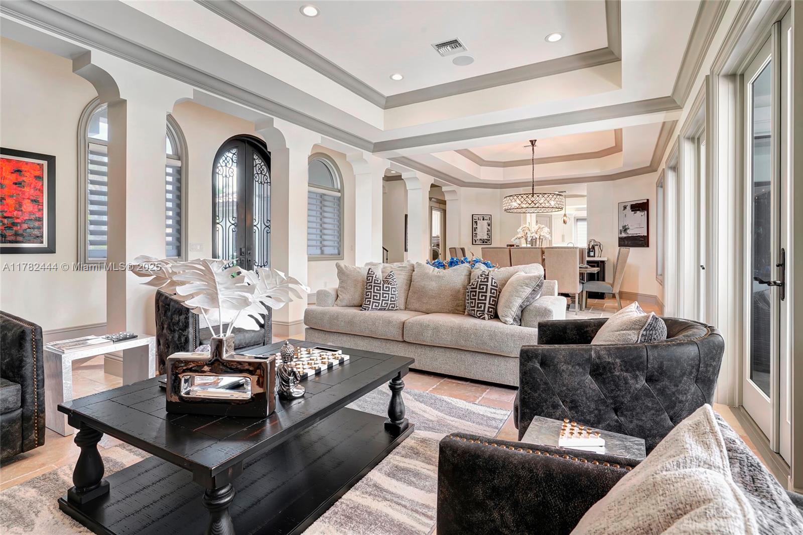 THE MOORINGS - Residential