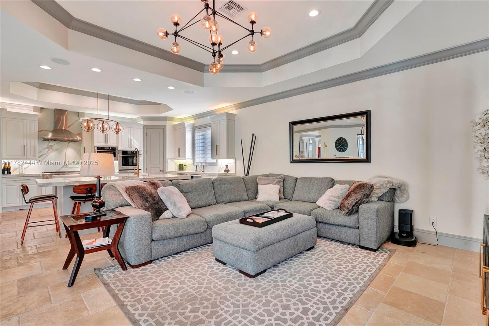 THE MOORINGS - Residential