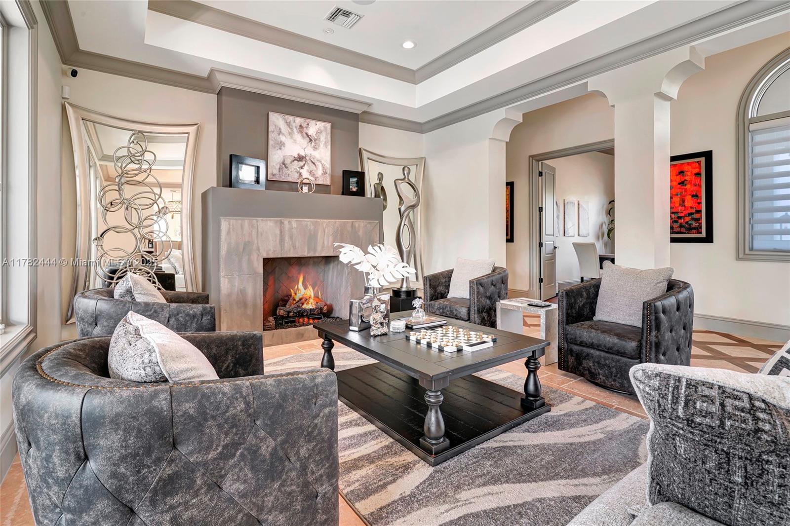 THE MOORINGS - Residential