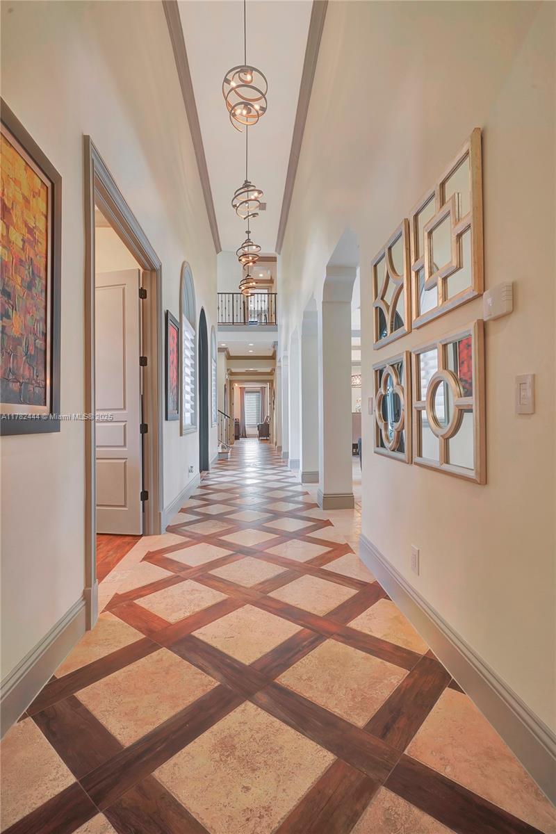 THE MOORINGS - Residential