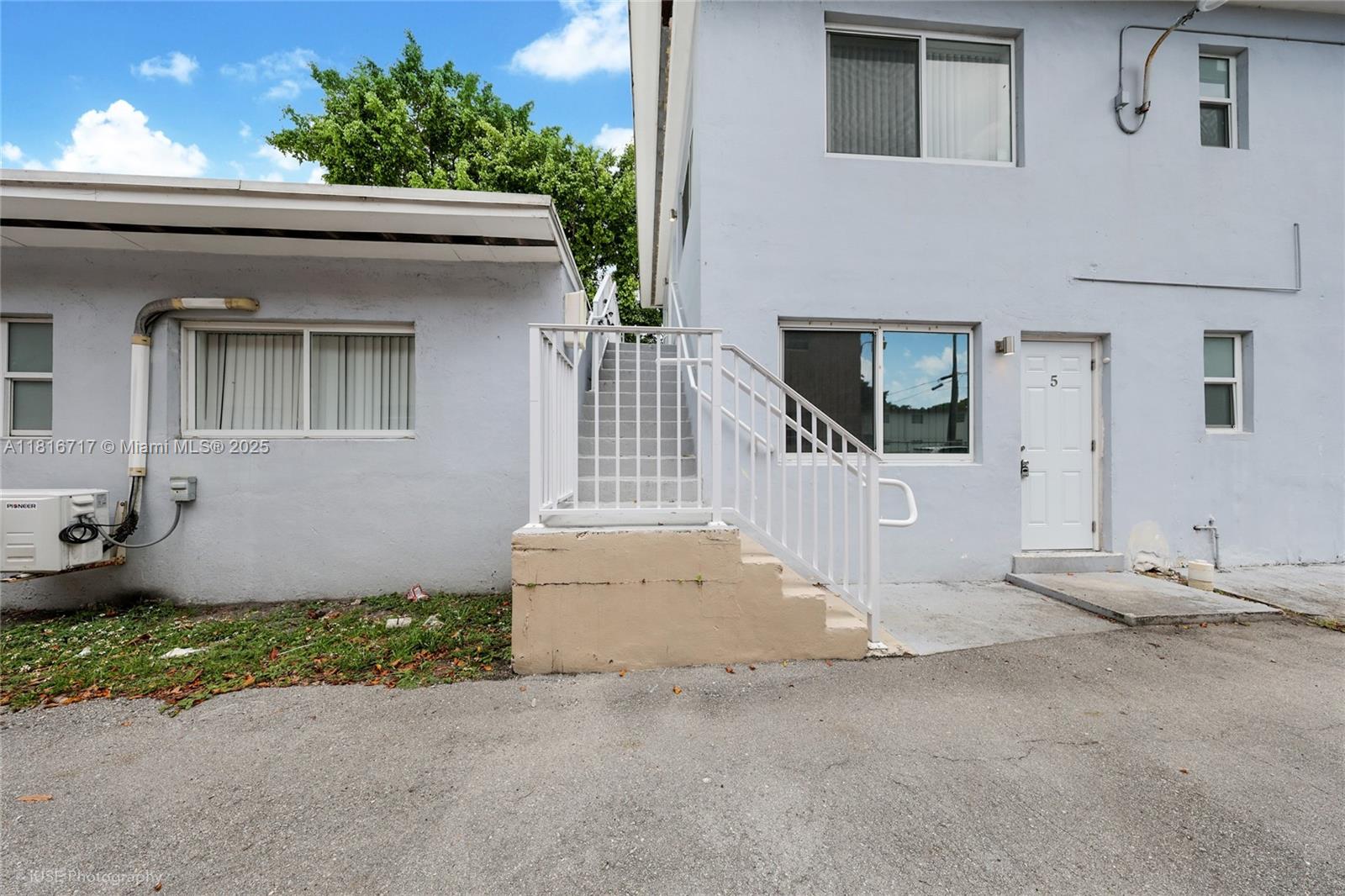Rental Property at 1145 Nw 3rd St 7, Miami, Broward County, Florida - Bedrooms: 1 
Bathrooms: 1  - $1,700 MO.