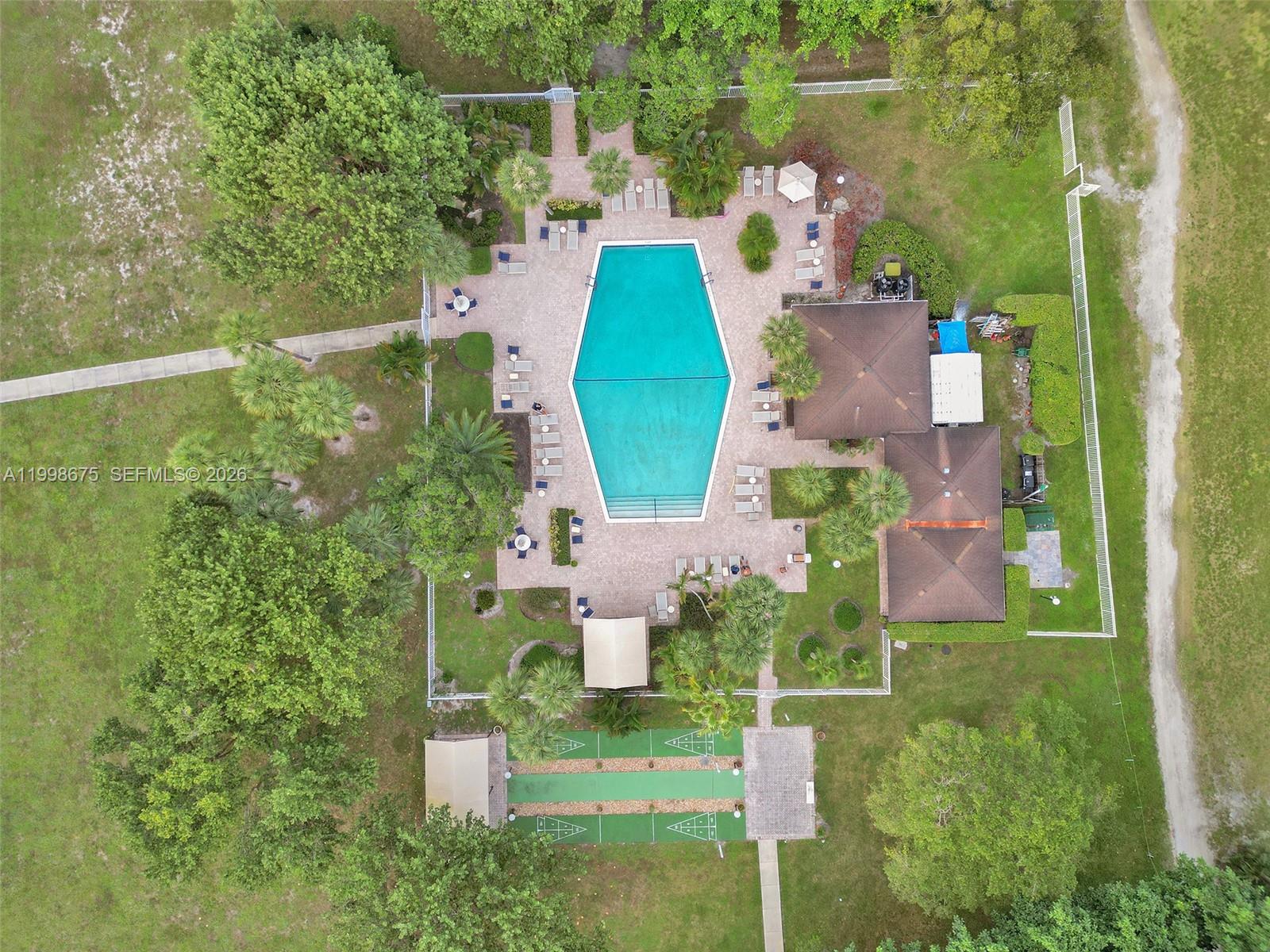 NO 14 PALM-AIRE COUNTRY C - Residential