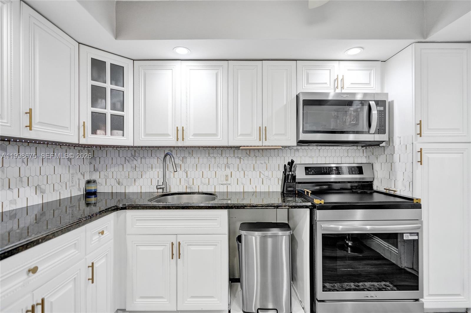 NO 14 PALM-AIRE COUNTRY C - Residential