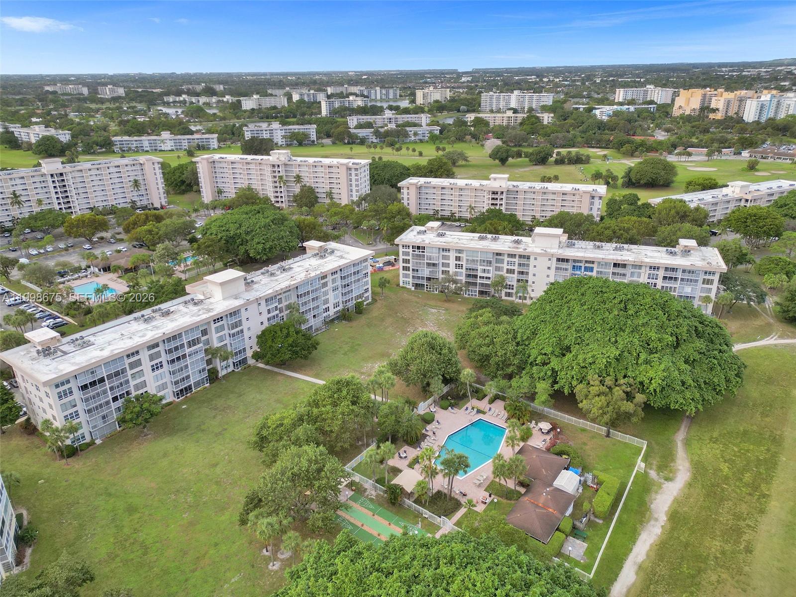 NO 14 PALM-AIRE COUNTRY C - Residential