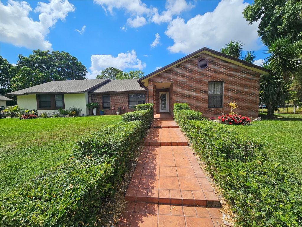 Photo of 15106 N 97th Rd N, West Palm Beach, FL 33412 (MLS # A11780078)