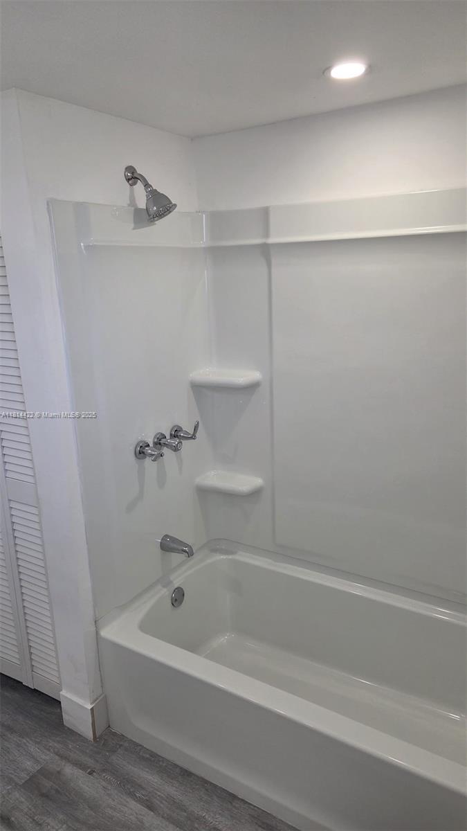 FORSYTH RIVERVIEW - Residential