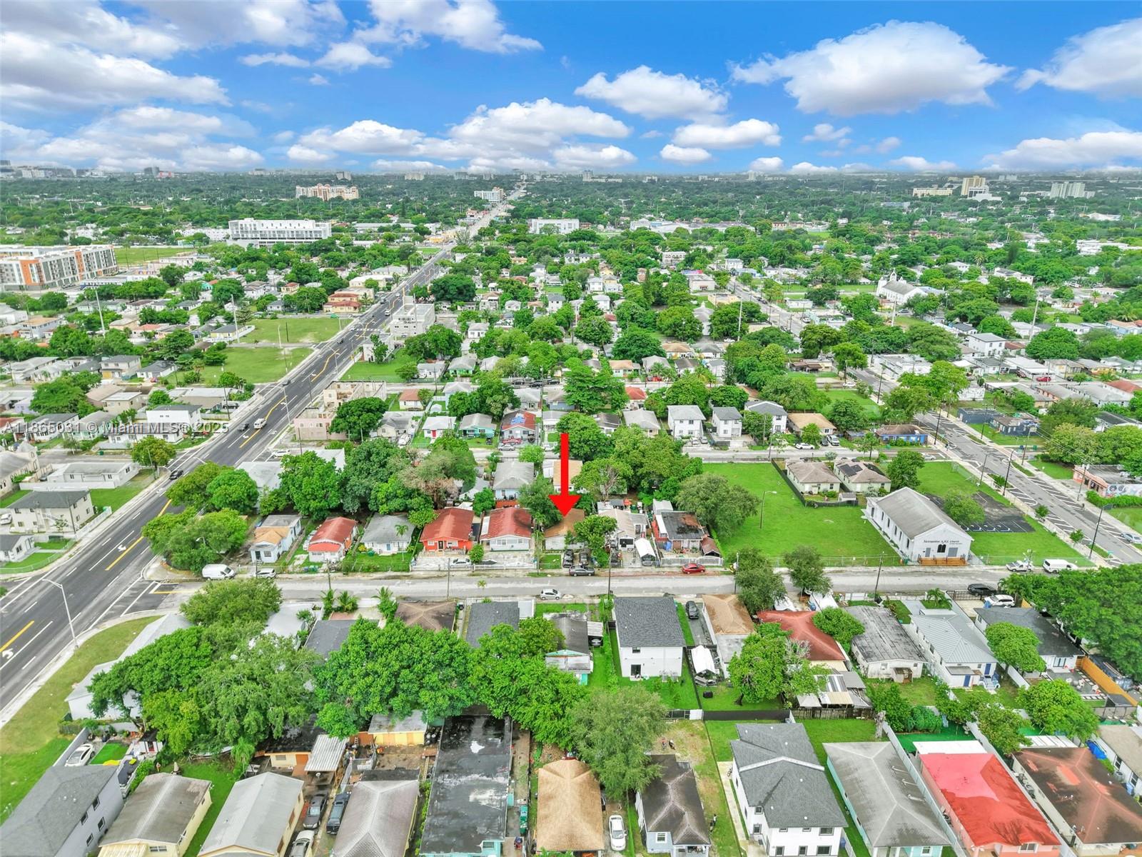 1736 NW 69th St