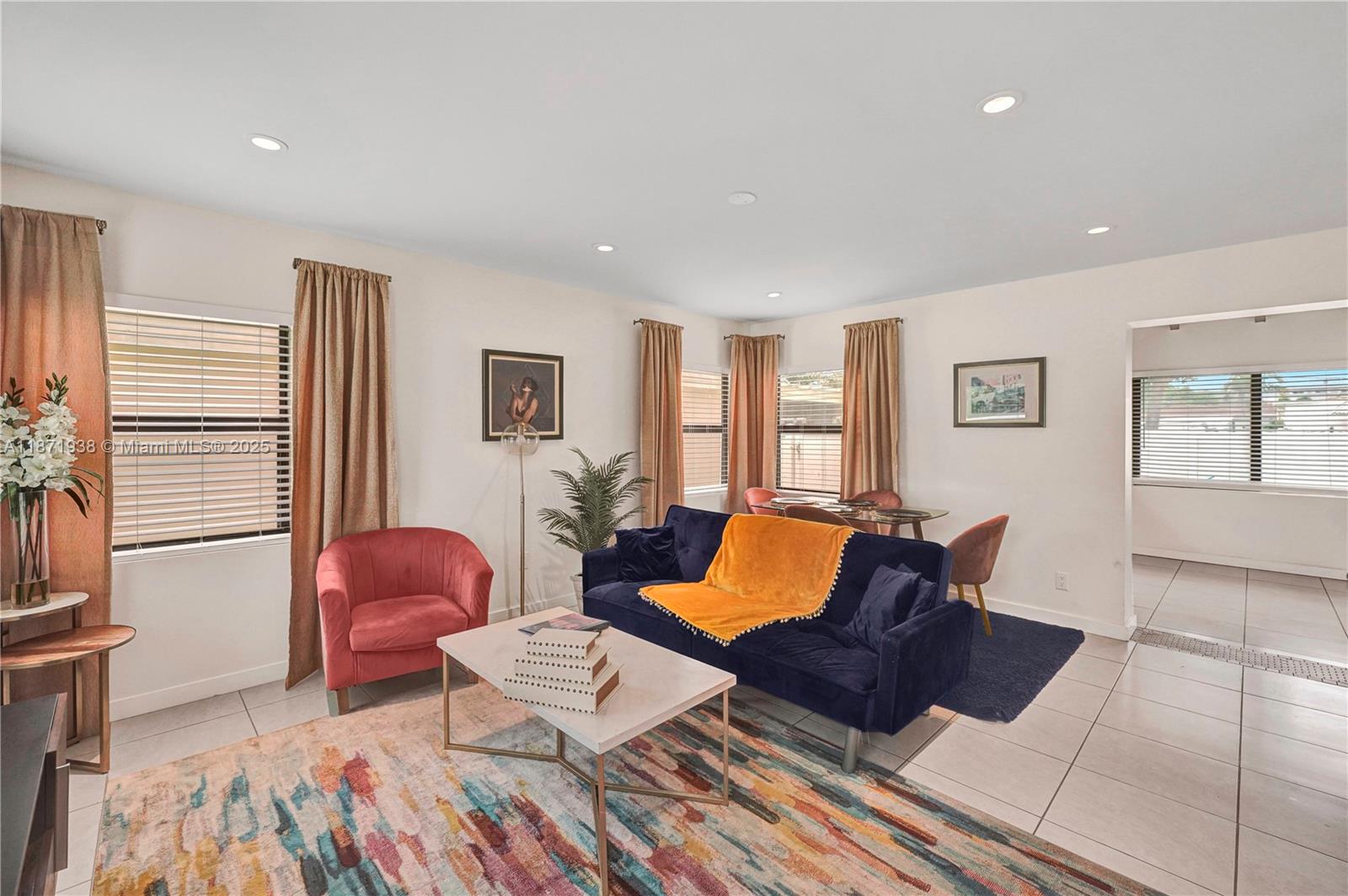 HOLLYWOOD SOUTH SIDE ADD - Residential Lease