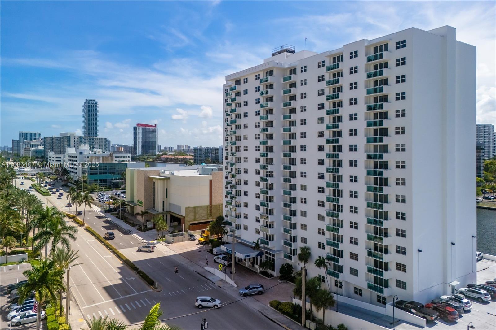 3000 S Ocean Dr 1414