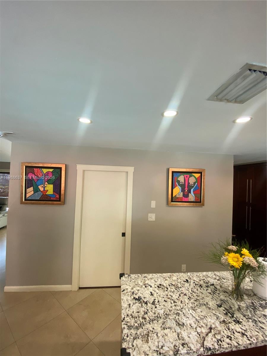 CYPRESS GLEN - Residential Lease