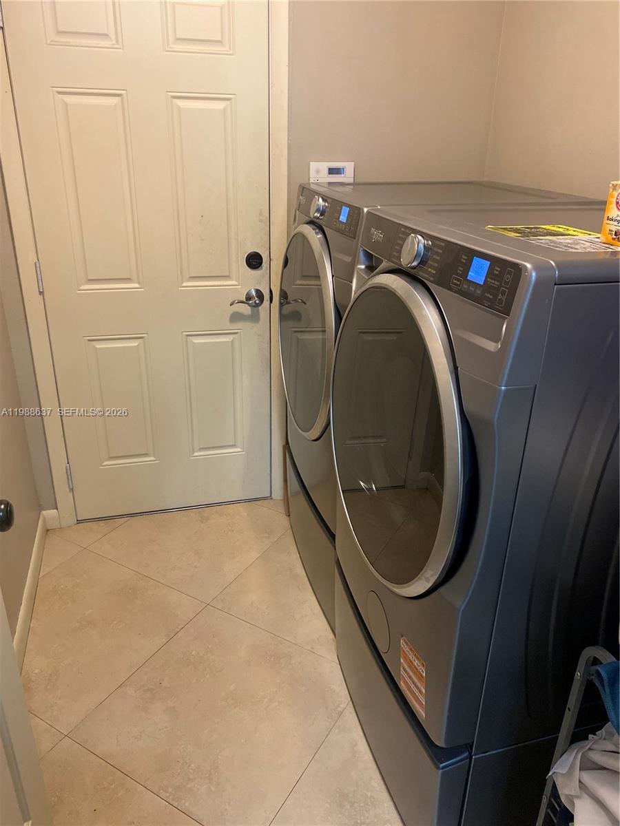 CYPRESS GLEN - Residential Lease