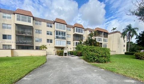 A home in Plantation